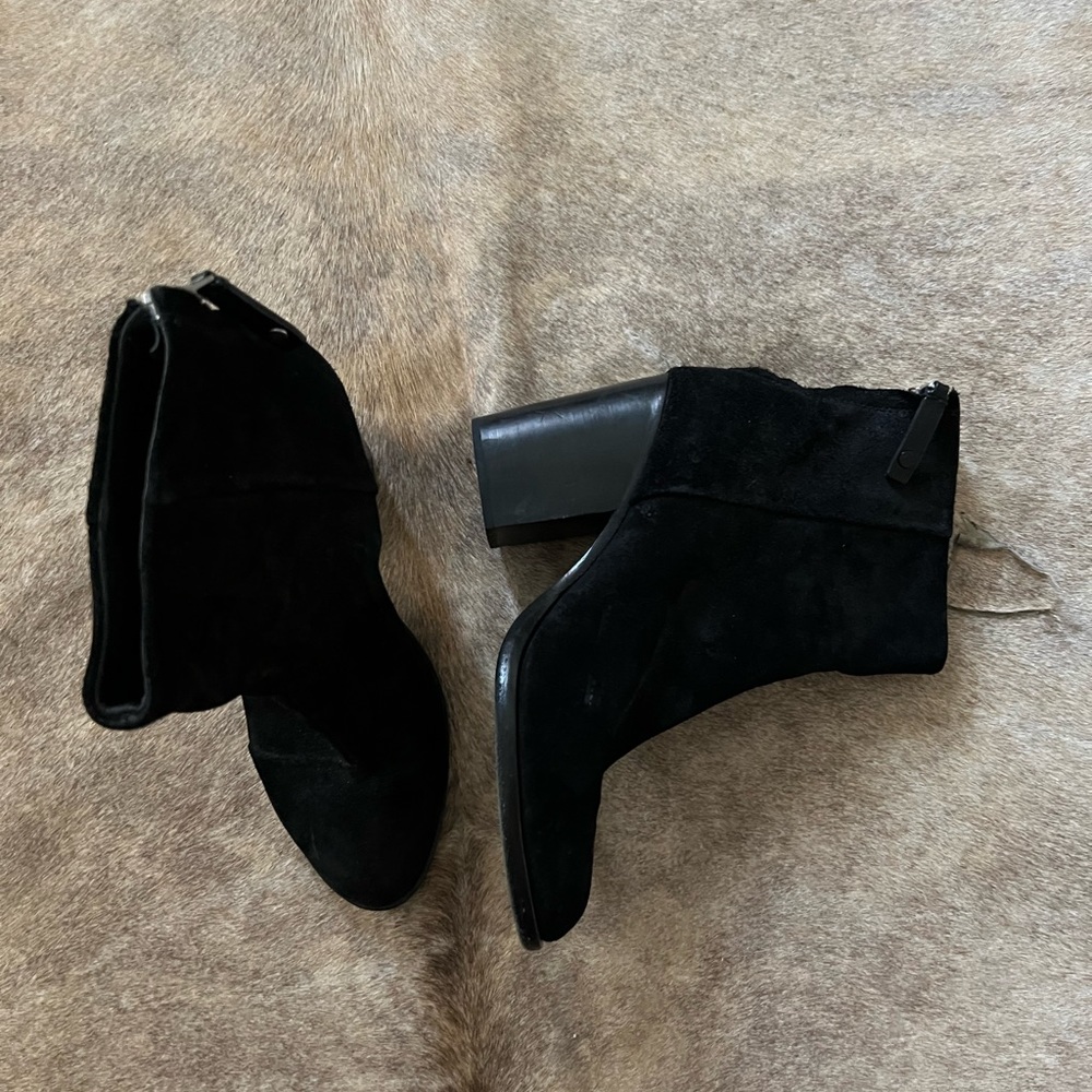 Rag and bone suede bootie size 38